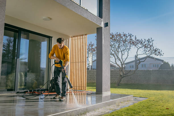 Professional Pressure Washing Services in Babson Park, FL